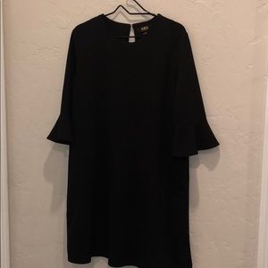simple black dress with 3/4 sleeves